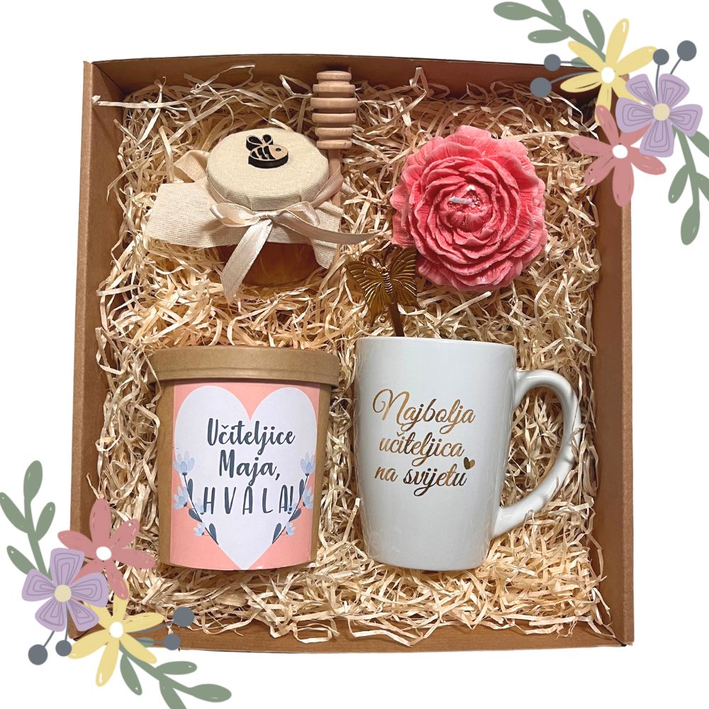 Personalizirani darilni paket CICI je lahko prelepo darilo za vašo najboljšo prijateljico, mamo ali pa za vzgojiteljico/učiteljico vaših otrok. Personalizirani darilni paket CICI je lahko prelepo darilo za vašo najboljšo prijateljico, mamo ali pa za vzgojiteljico/učiteljico vaših otrok.